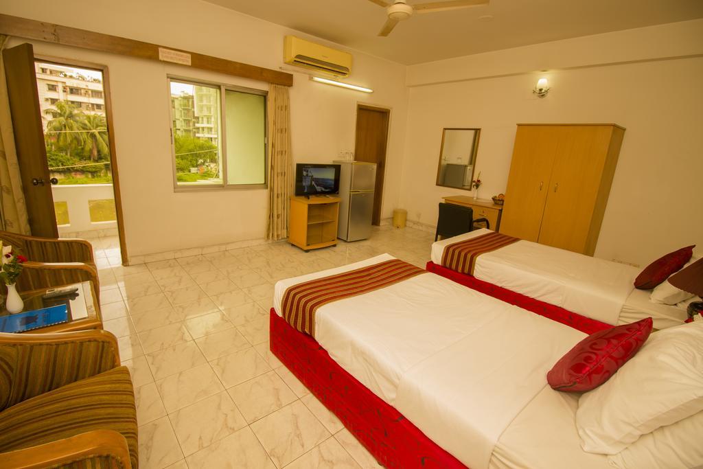 Laurel Hotels Ltd. Dhaka Kamer foto